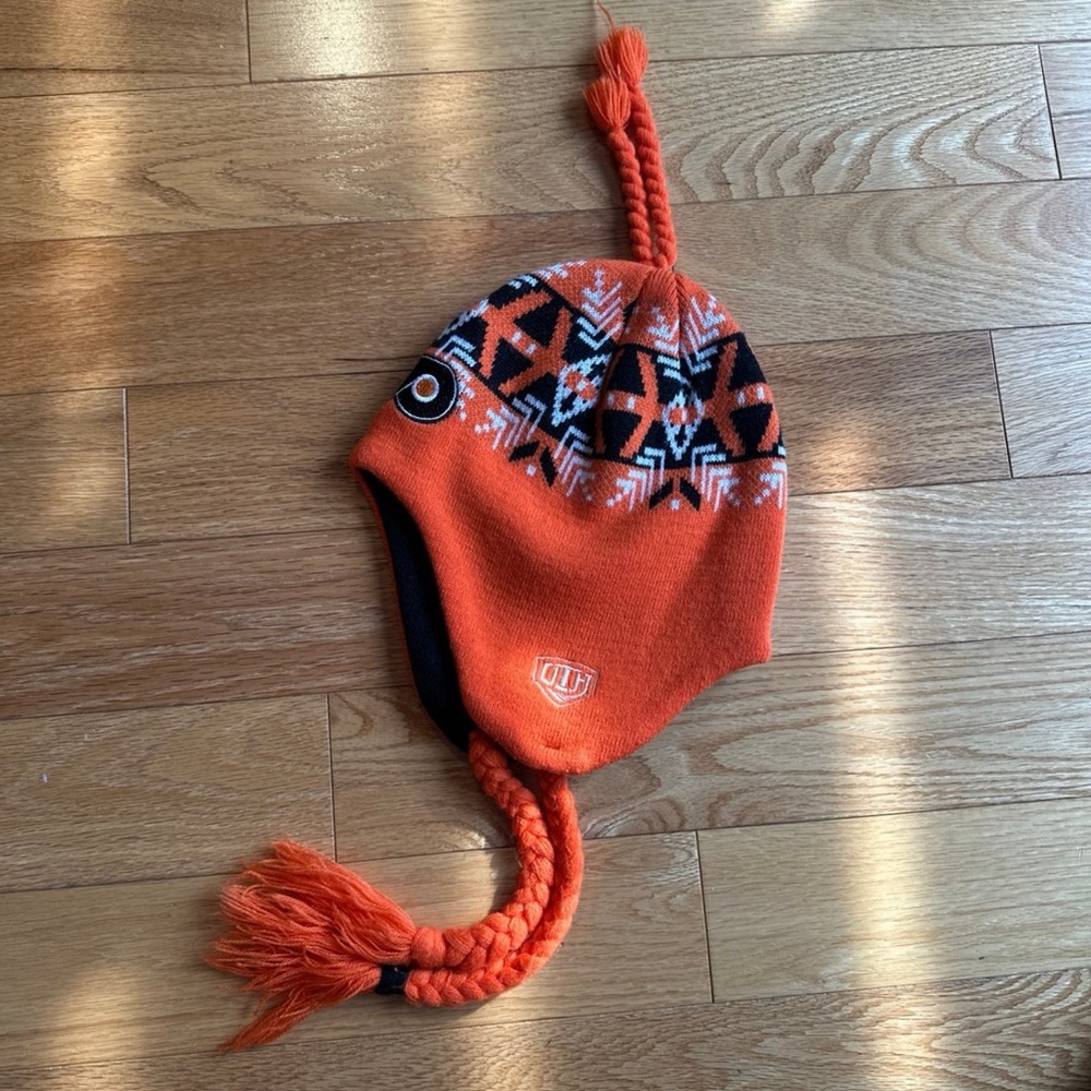 Philadelphia flyers beanie